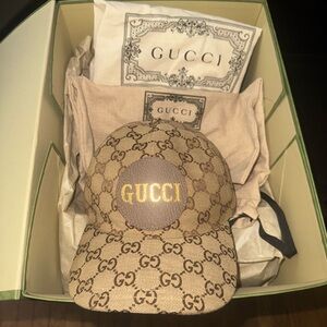 BRAND NEW Gucci Brown Monogram Cap with Logo